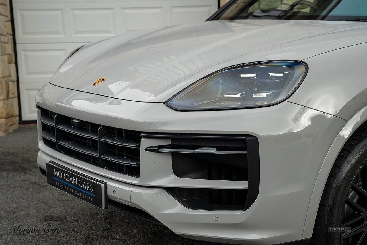 Mar 2024 Porsche Cayenne S 5dr Tiptronic S