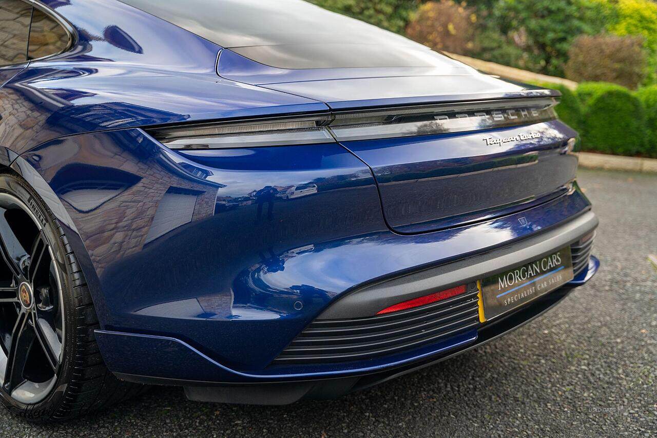 Sep 2021 Porsche Taycan 500kW Turbo 93kWh 4dr Auto