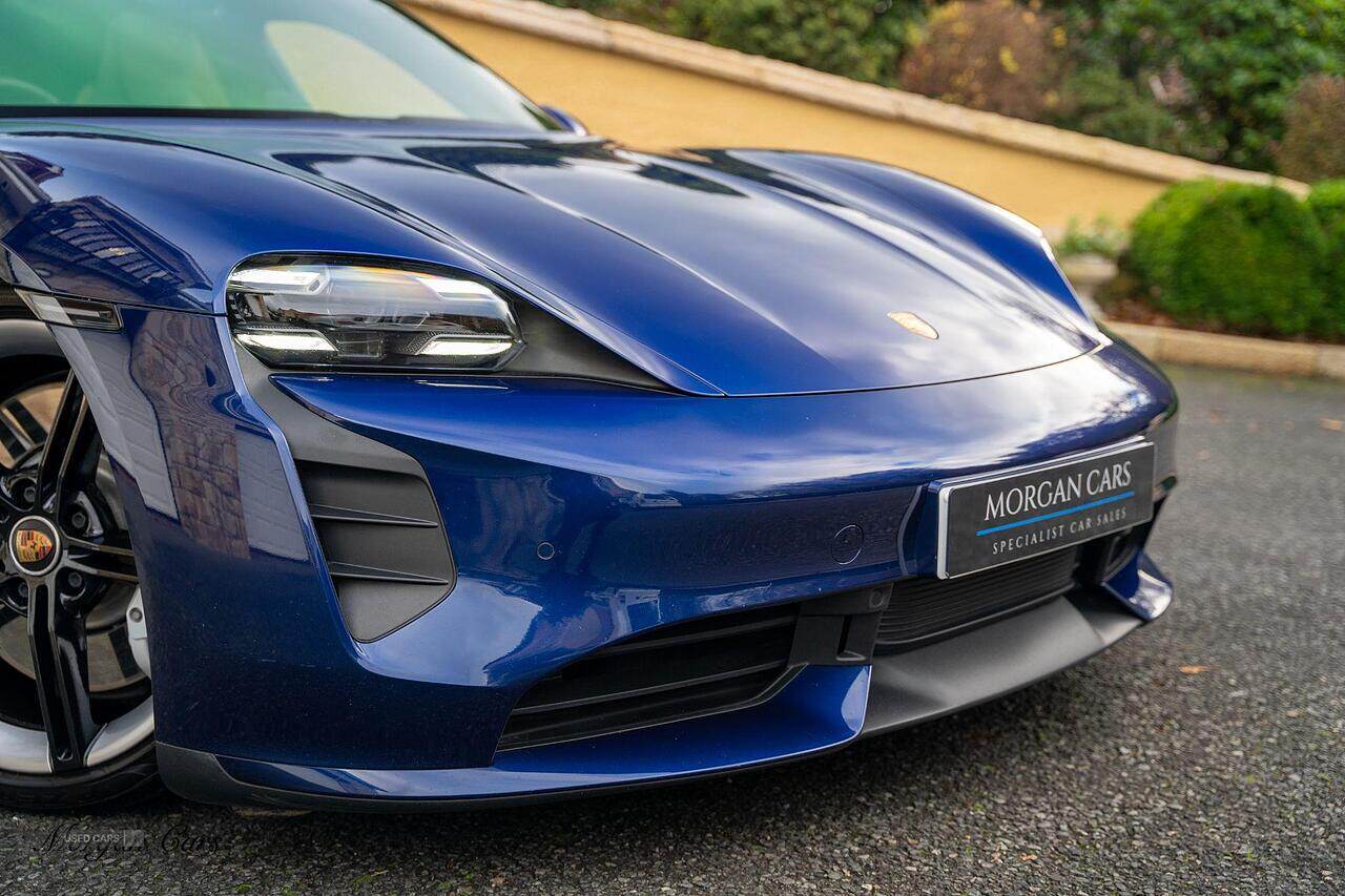 Sep 2021 Porsche Taycan 500kW Turbo 93kWh 4dr Auto