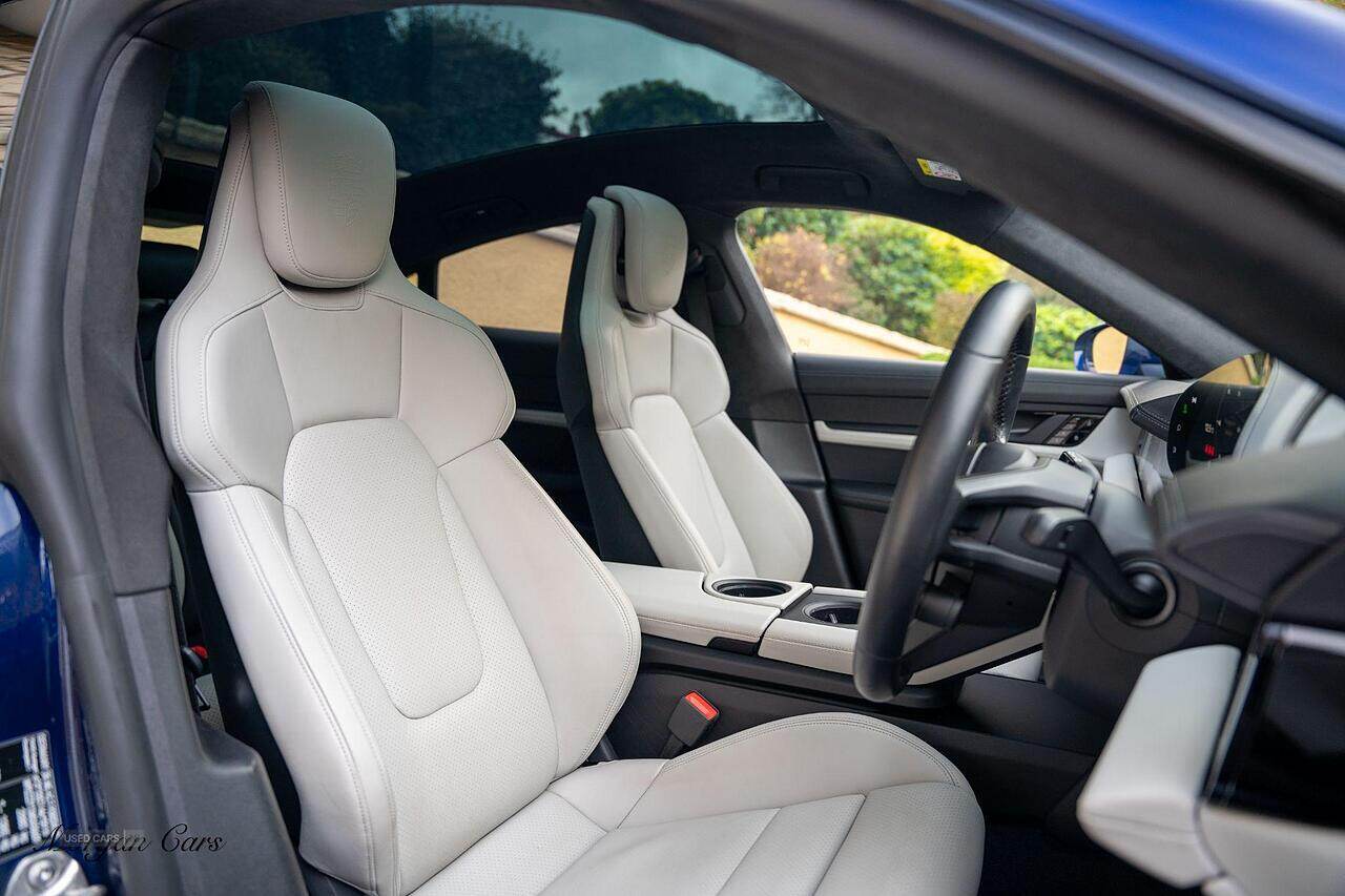 Sep 2021 Porsche Taycan 500kW Turbo 93kWh 4dr Auto