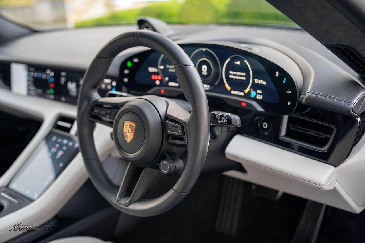 Sep 2021 Porsche Taycan 500kW Turbo 93kWh 4dr Auto