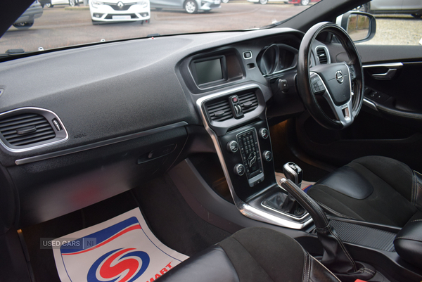 Volvo V40 HATCHBACK in Antrim