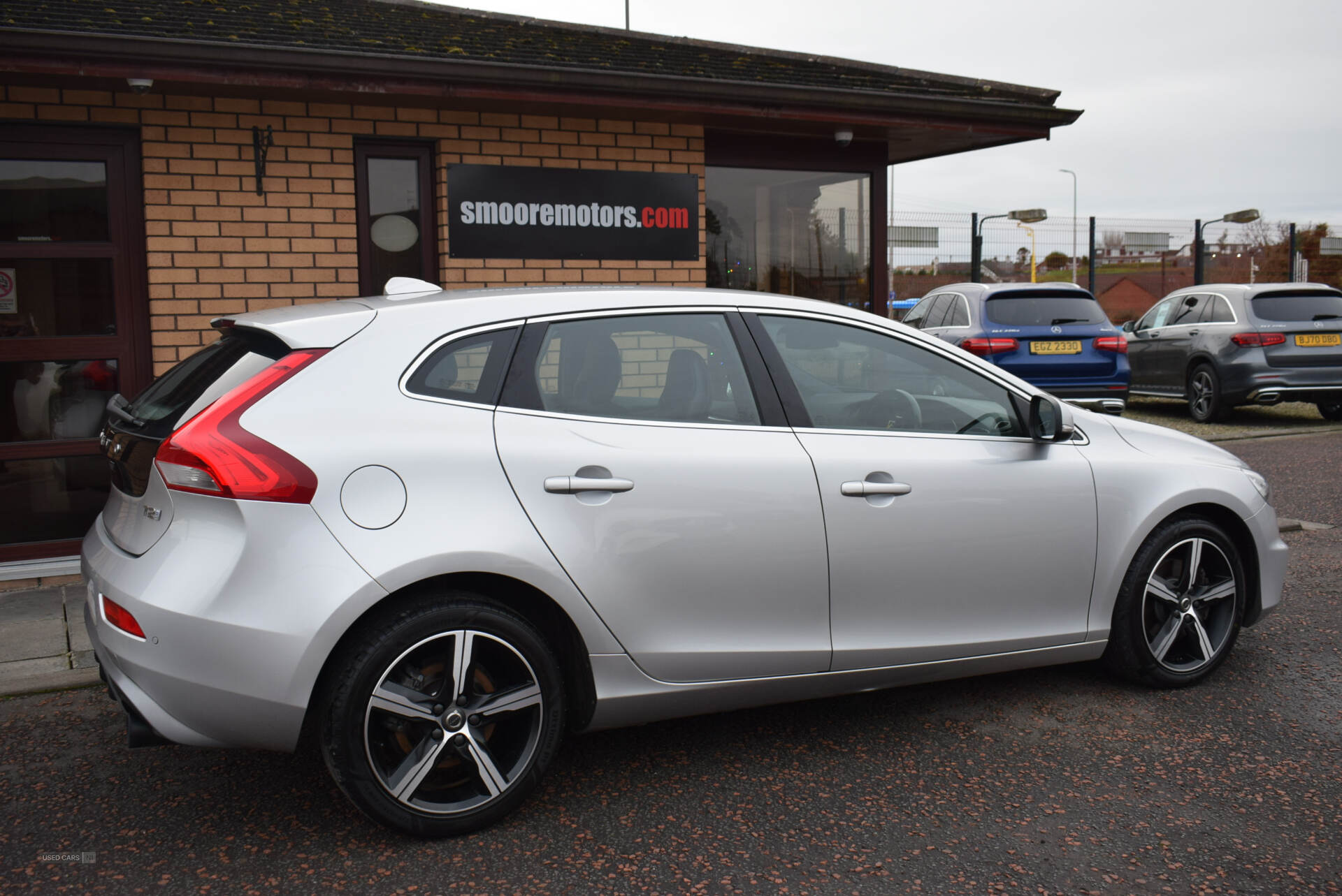 Volvo V40 HATCHBACK in Antrim