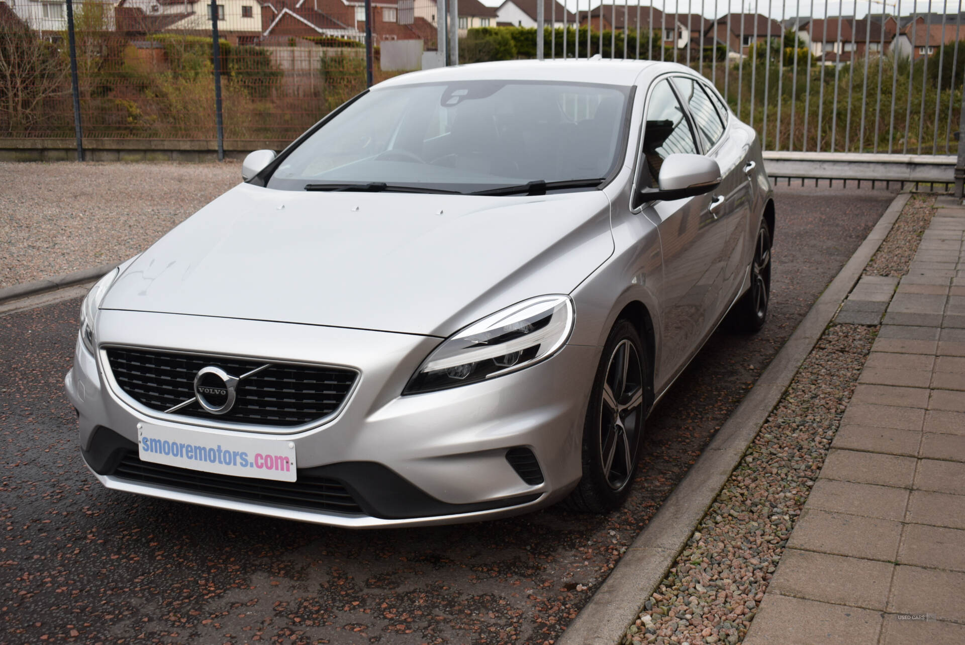 Volvo V40 HATCHBACK in Antrim