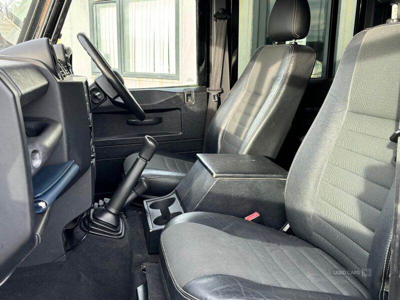 Jun 2010 Land Rover Defender XS Station Wagon TDCi