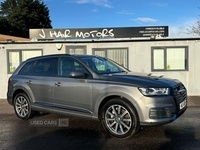 Audi Q7 SE in Down