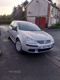 Volkswagen Golf HATCHBACK in Down