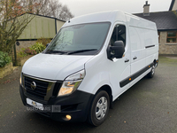 Nissan Interstar 2.3 dCi 35 Tekna FWD L3H2 in Tyrone