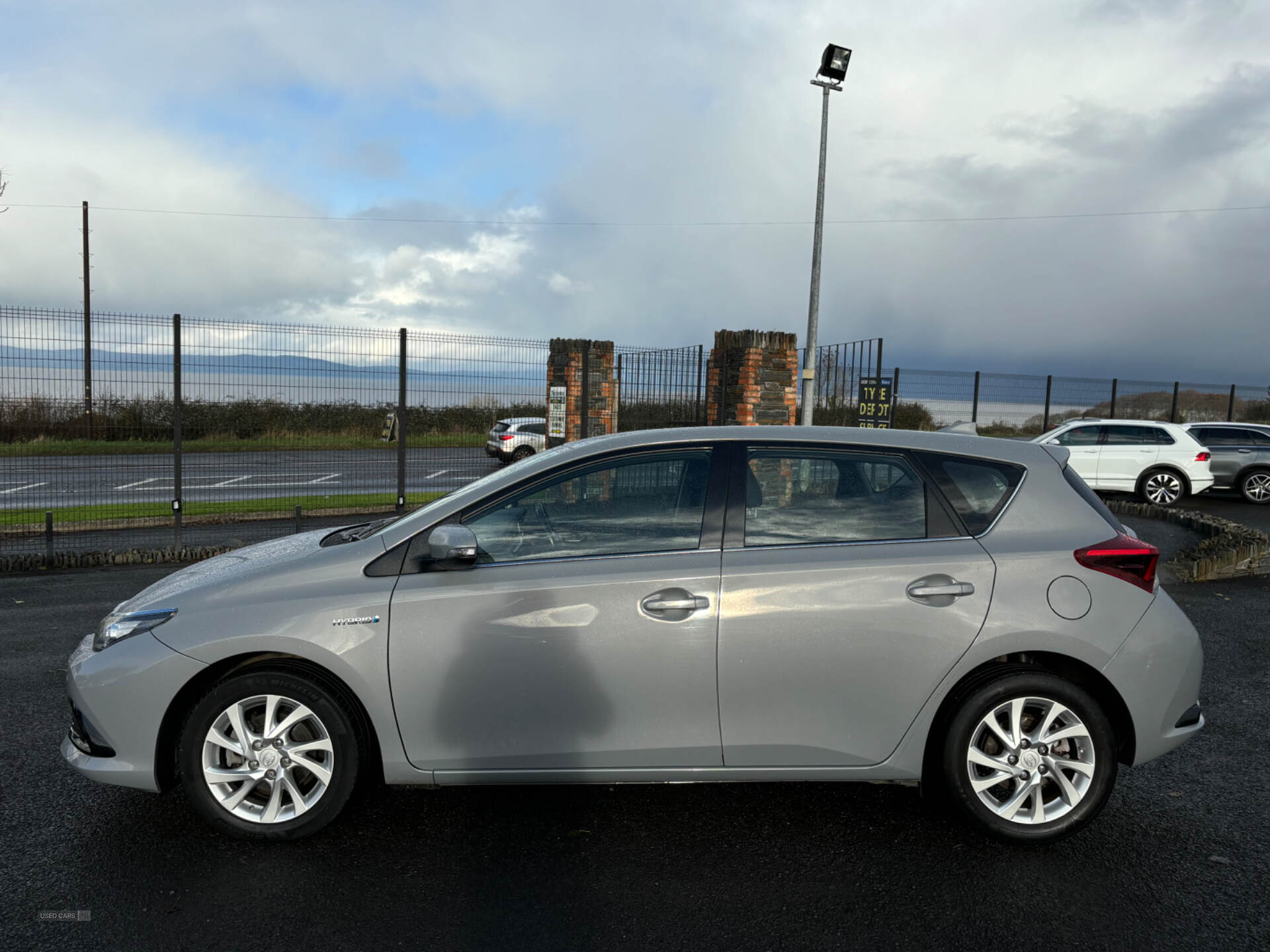 Toyota Auris HATCHBACK in Derry / Londonderry