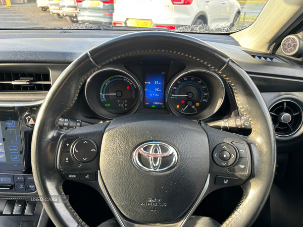 Toyota Auris HATCHBACK in Derry / Londonderry