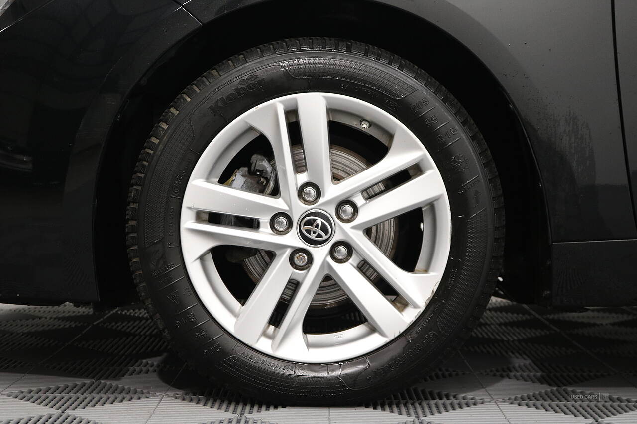 Jul 2021 Toyota Corolla 1.8 VVT-i Hybrid Icon 5dr CVT