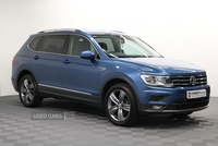 Volkswagen Tiguan Allspace TDI Match in Down