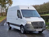 Mercedes Sprinter 315CDI L2 DIESEL RWD in Down