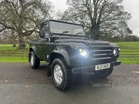 Land Rover Defender PickUp Td5 in Louth