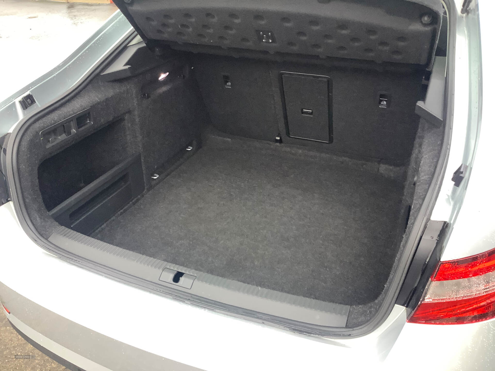 Skoda Superb DIESEL HATCHBACK in Derry / Londonderry