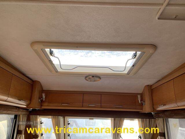 2006 Compass Rallye 524, 1 Owner, Side Dinette, End Washroom