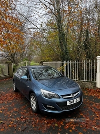 Vauxhall Astra 1.6i 16V Design 5dr in Fermanagh