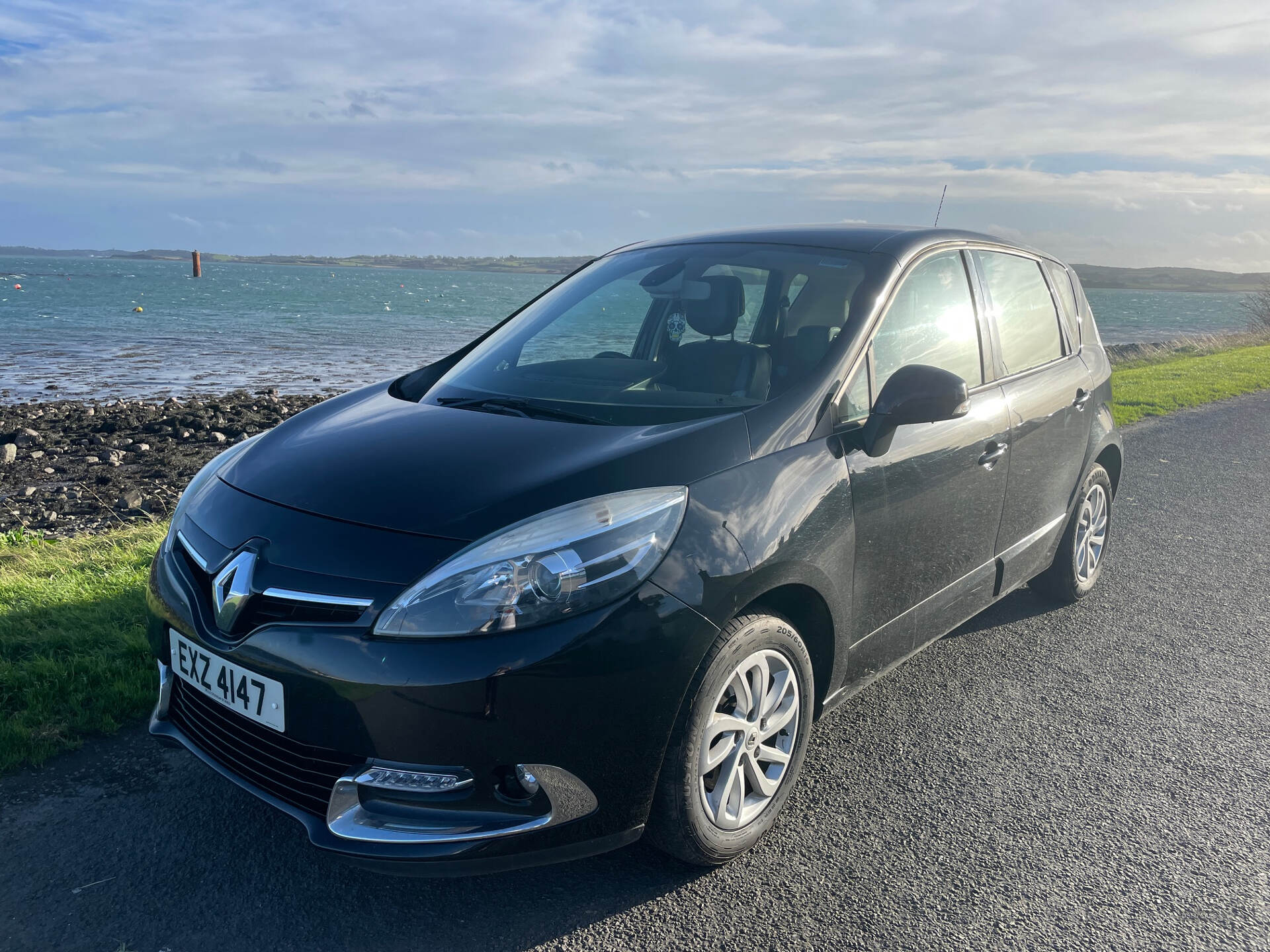 May 2013 Renault Scenic 1.5 dCi Dynamique TomTom Energy 5dr [Start Stop]