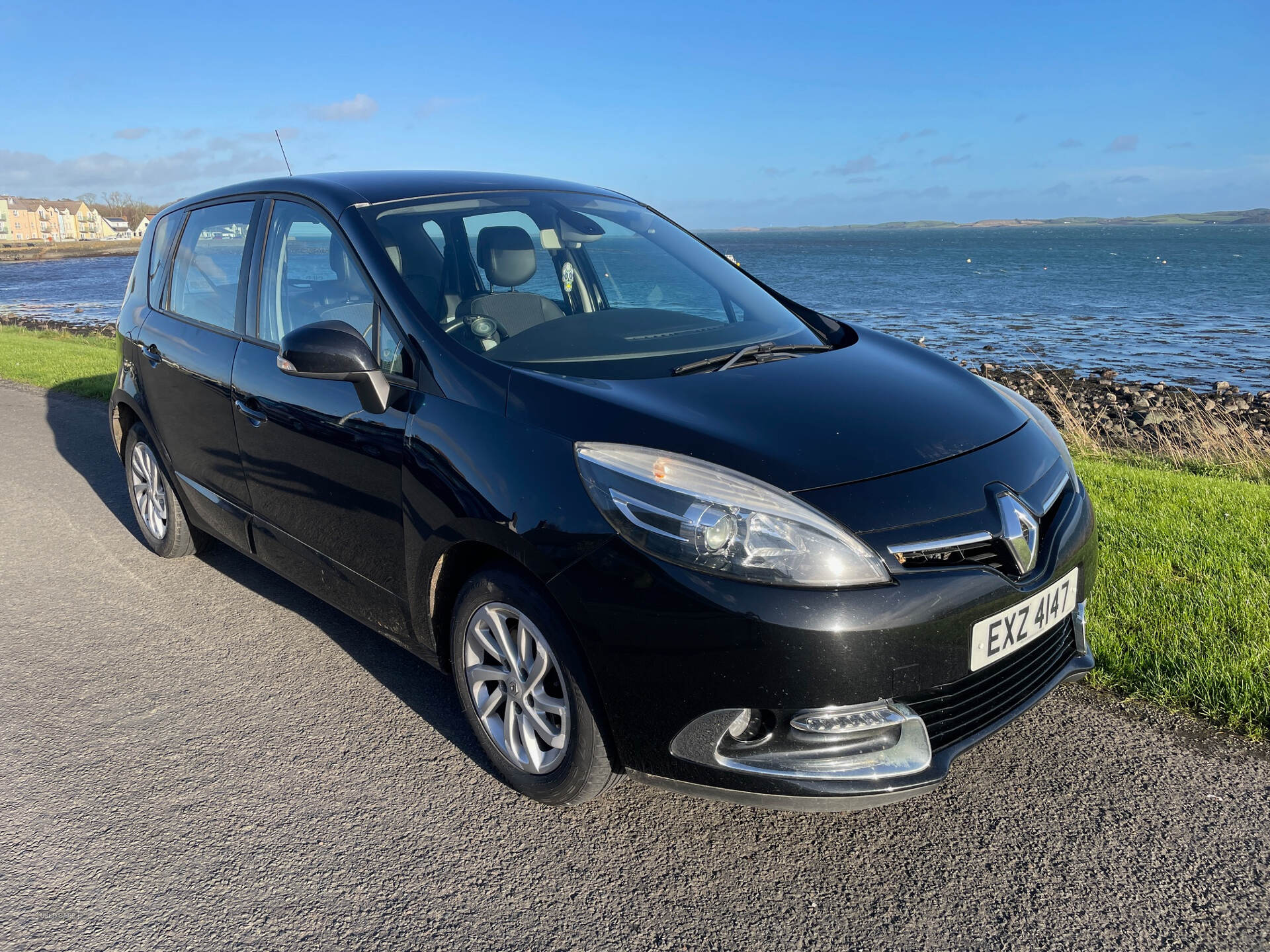 May 2013 Renault Scenic 1.5 dCi Dynamique TomTom Energy 5dr [Start Stop]