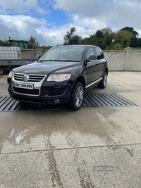 Volkswagen Touareg 3.0 V6 TDI CR DPF Altitude 5dr Tip Auto in Down