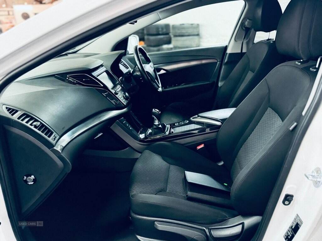 Sep 2017 Hyundai i40 1.7 CRDi [115] Blue Drive SE Nav 4dr