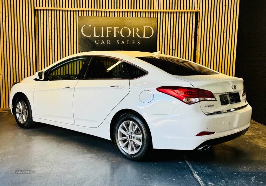 Sep 2017 Hyundai i40 1.7 CRDi [115] Blue Drive SE Nav 4dr