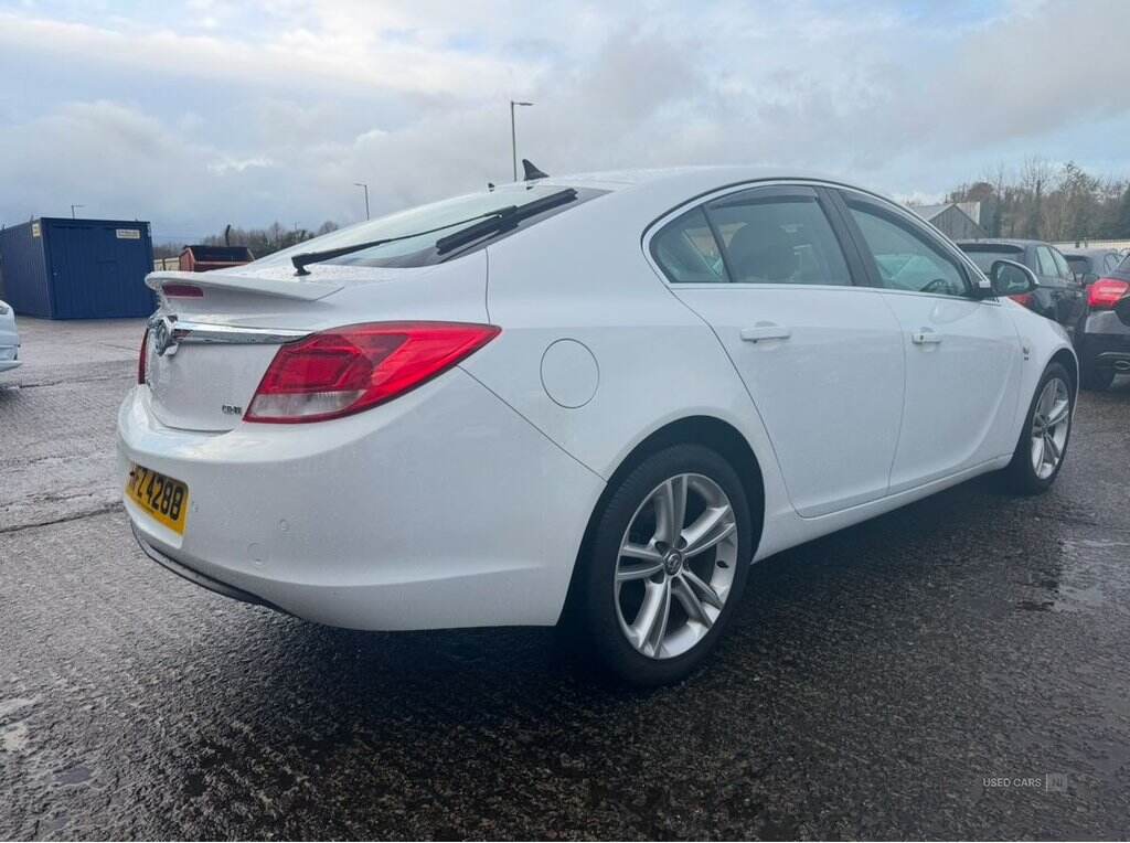 Sep 2011 Vauxhall Insignia 2.0 CDTi SRi Nav [160] 5dr