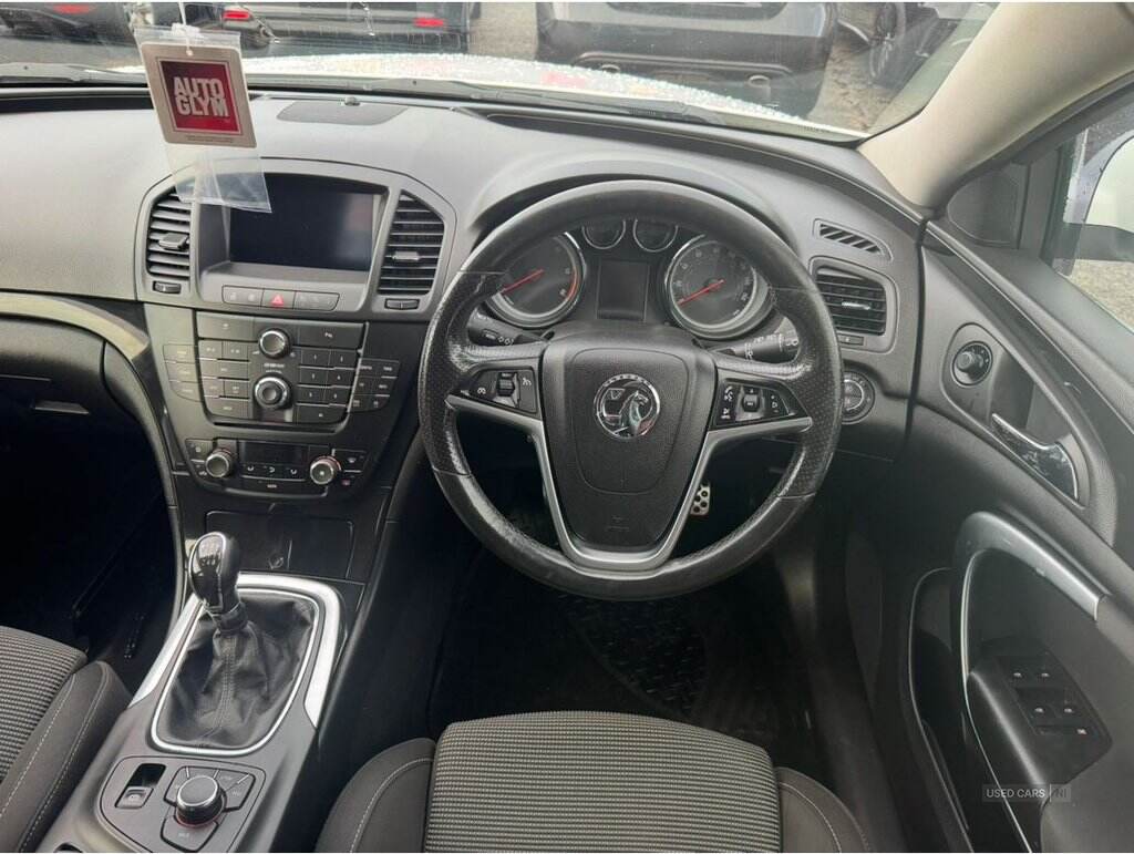 Sep 2011 Vauxhall Insignia 2.0 CDTi SRi Nav [160] 5dr