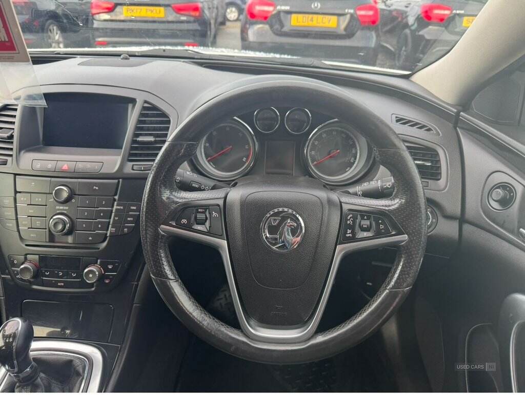 Sep 2011 Vauxhall Insignia 2.0 CDTi SRi Nav [160] 5dr