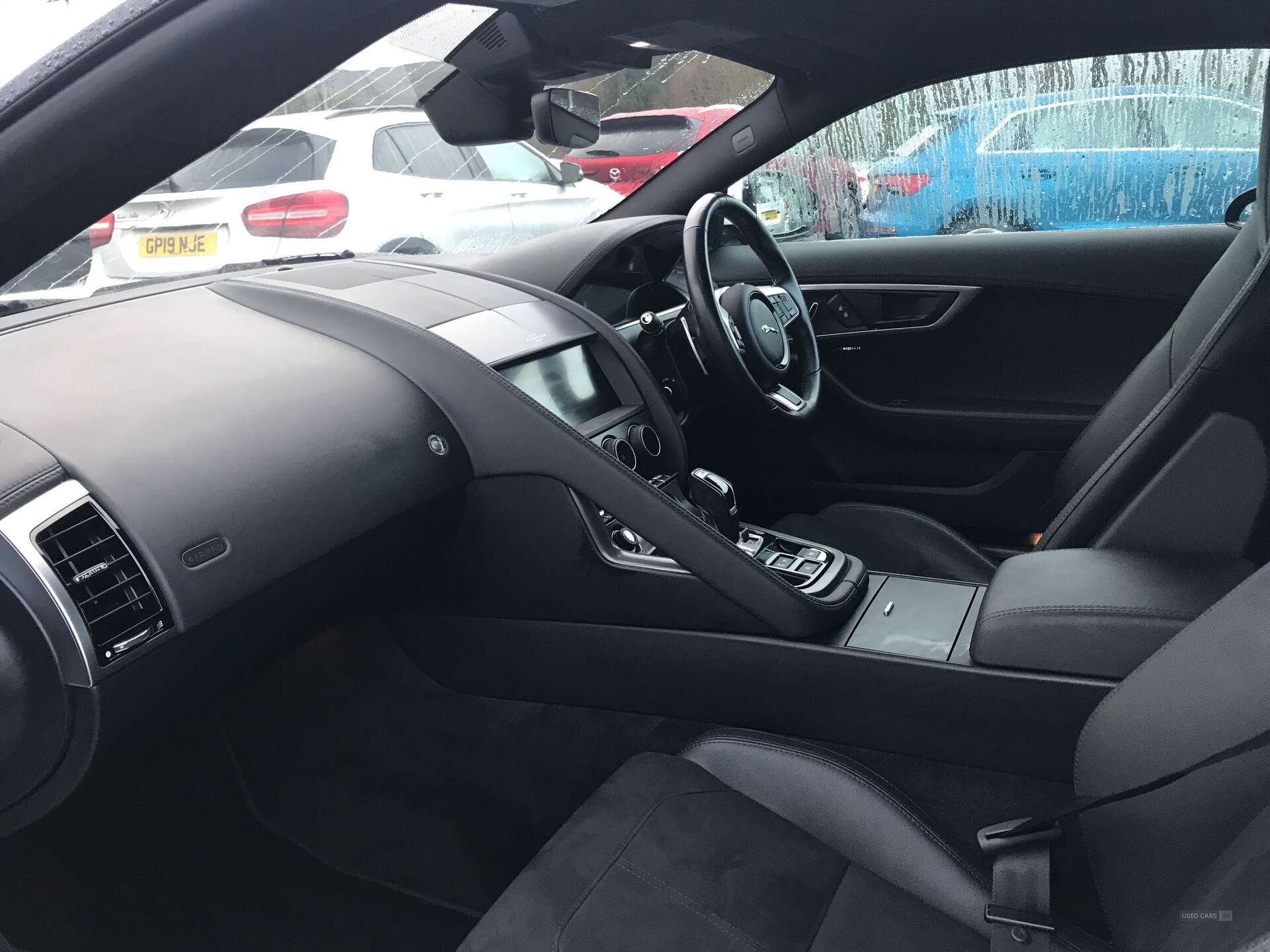 Mar 2022 Jaguar F-Type 2.0 P300 R-Dynamic 2dr Auto