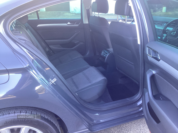 Volkswagen Passat DIESEL SALOON in Down