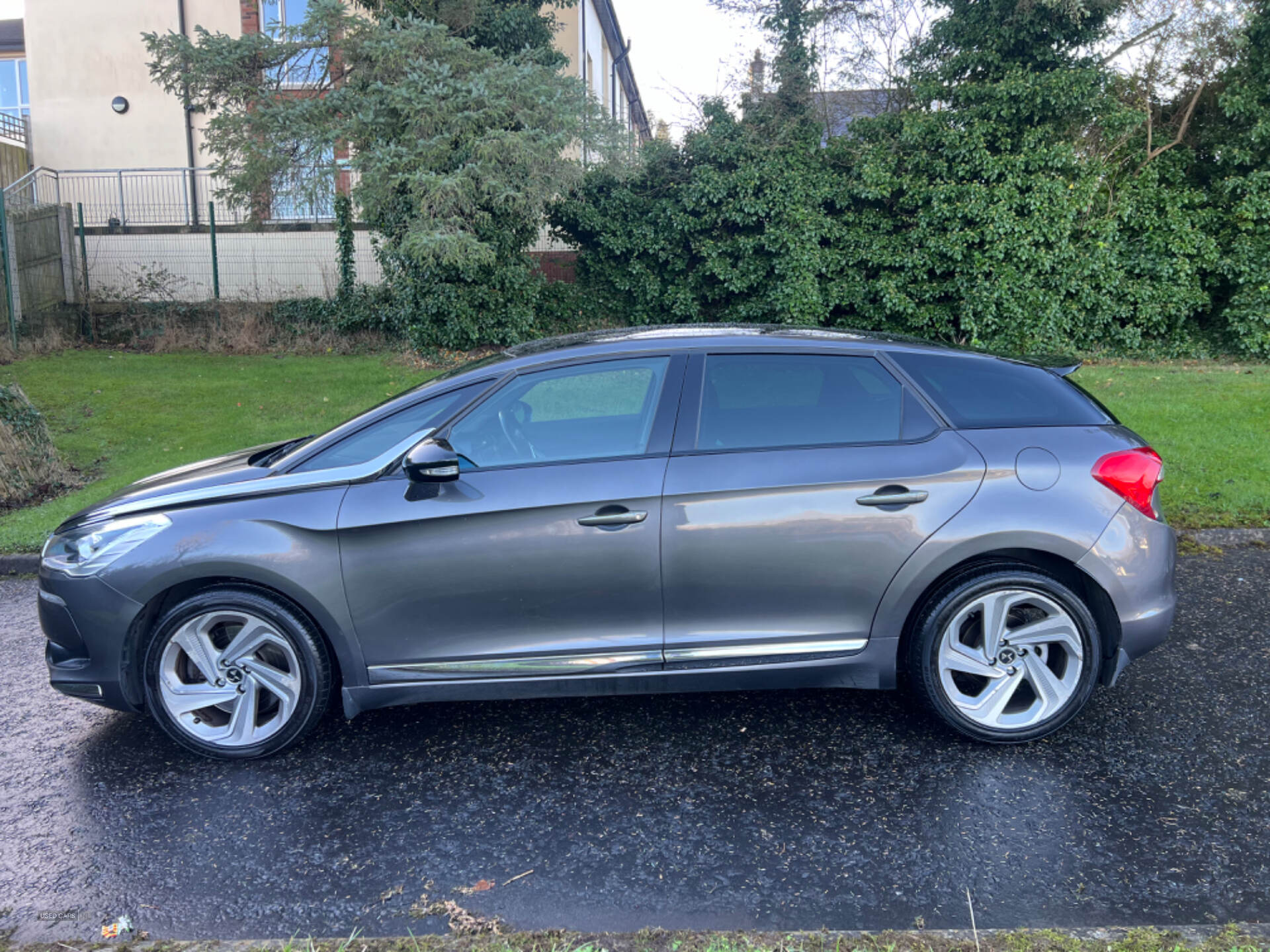 DS 5 DIESEL HATCHBACK in Antrim