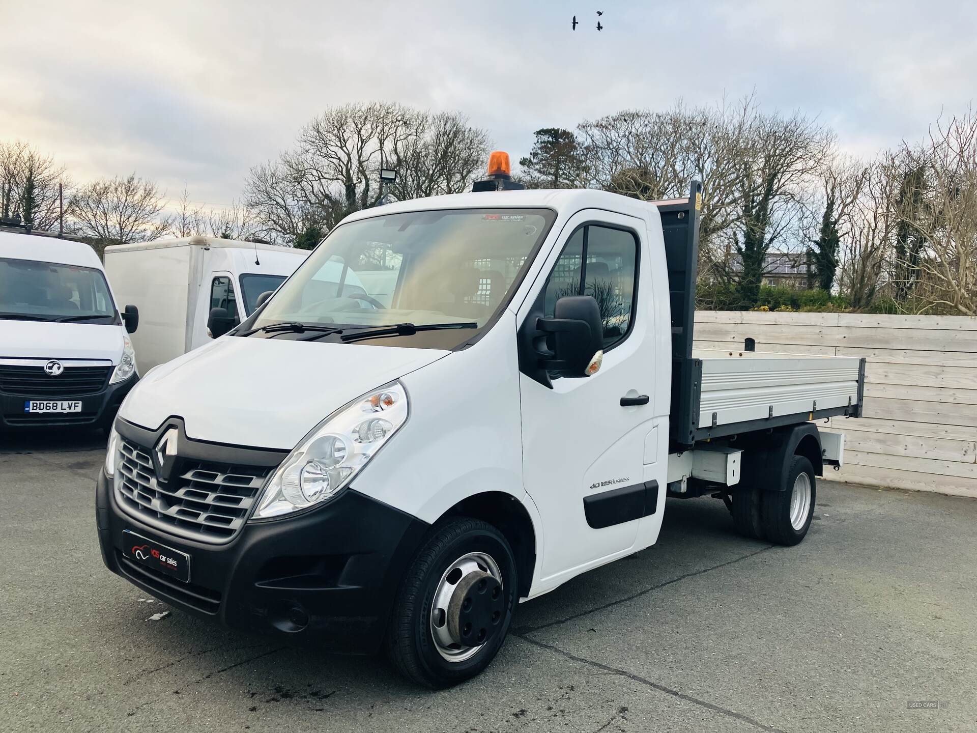 Renault Master MWB DIESEL RWD in Down