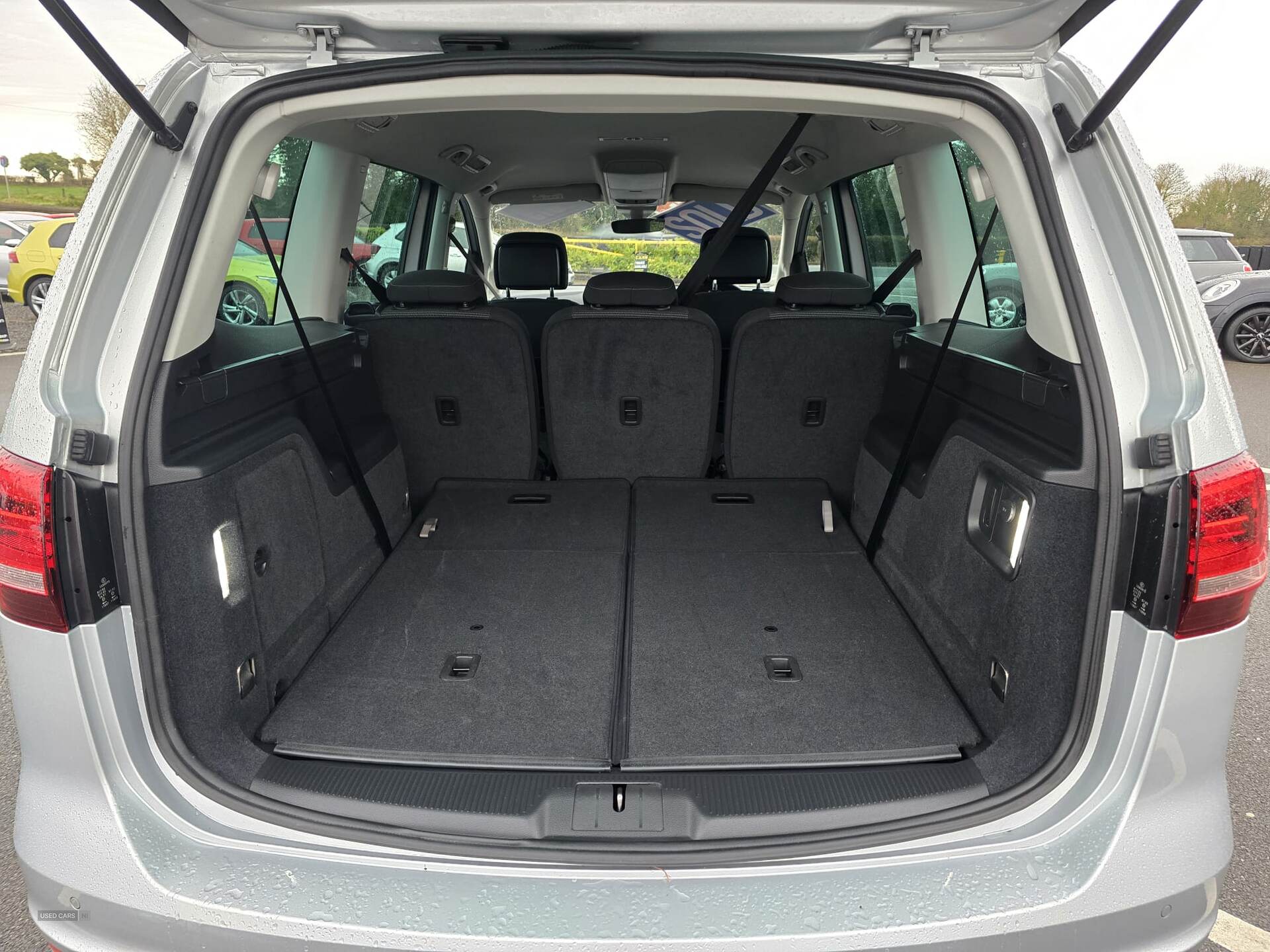 Nov 2019 Volkswagen Sharan 2.0 TDI SCR 150 SE Nav 5dr