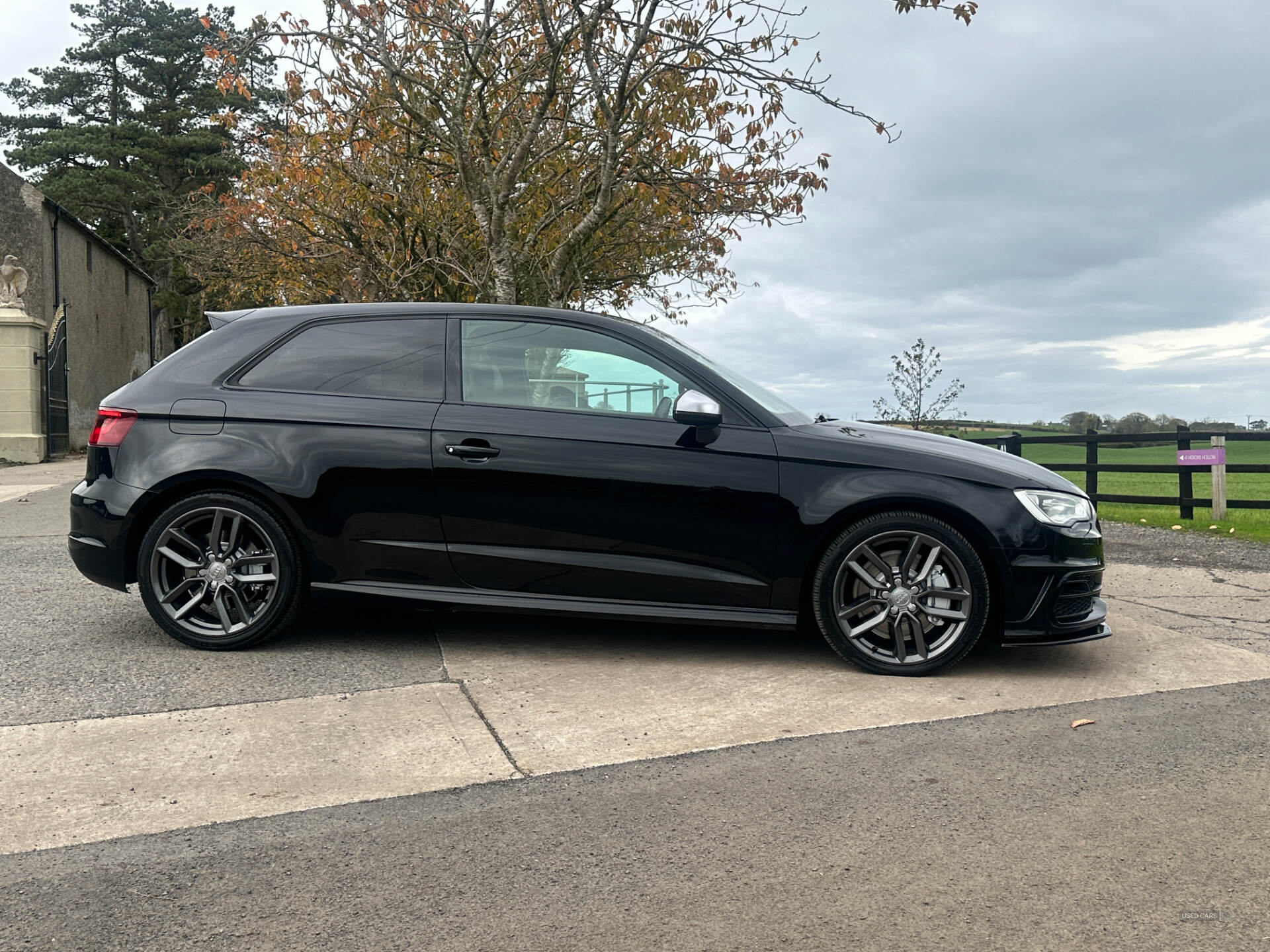 Audi A3 HATCHBACK in Down