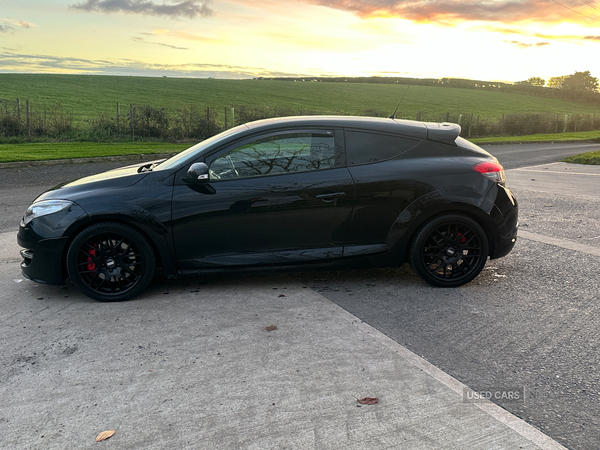 Renault Megane COUPE in Down