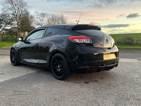 Renault Megane COUPE in Down