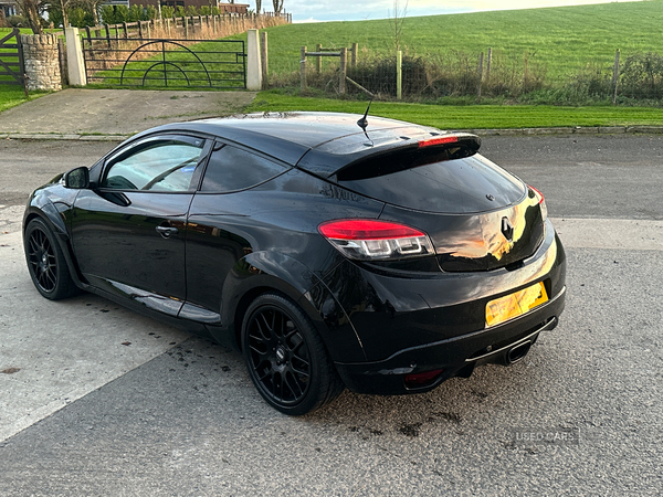 Renault Megane COUPE in Down