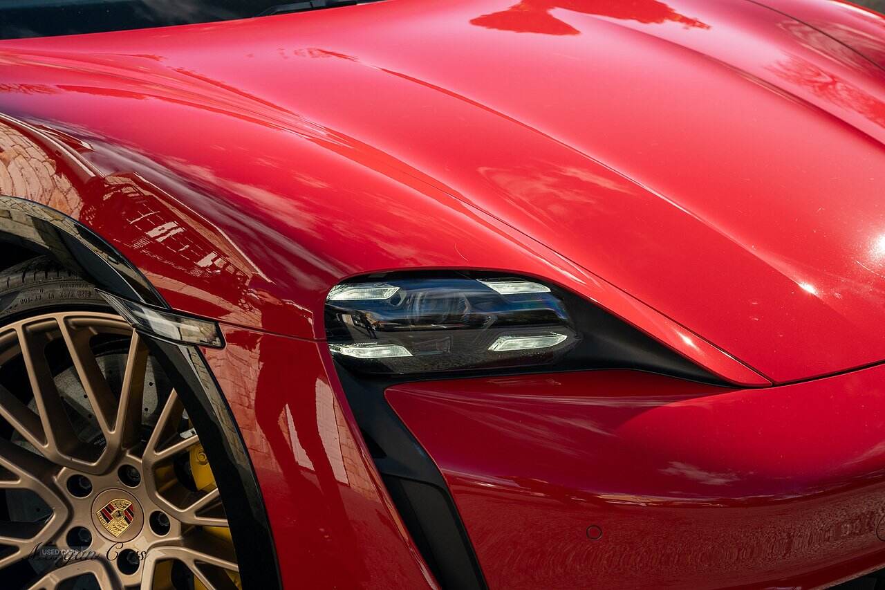 Oct 2021 Porsche Taycan 560kW Turbo S 93kWh 5dr Auto