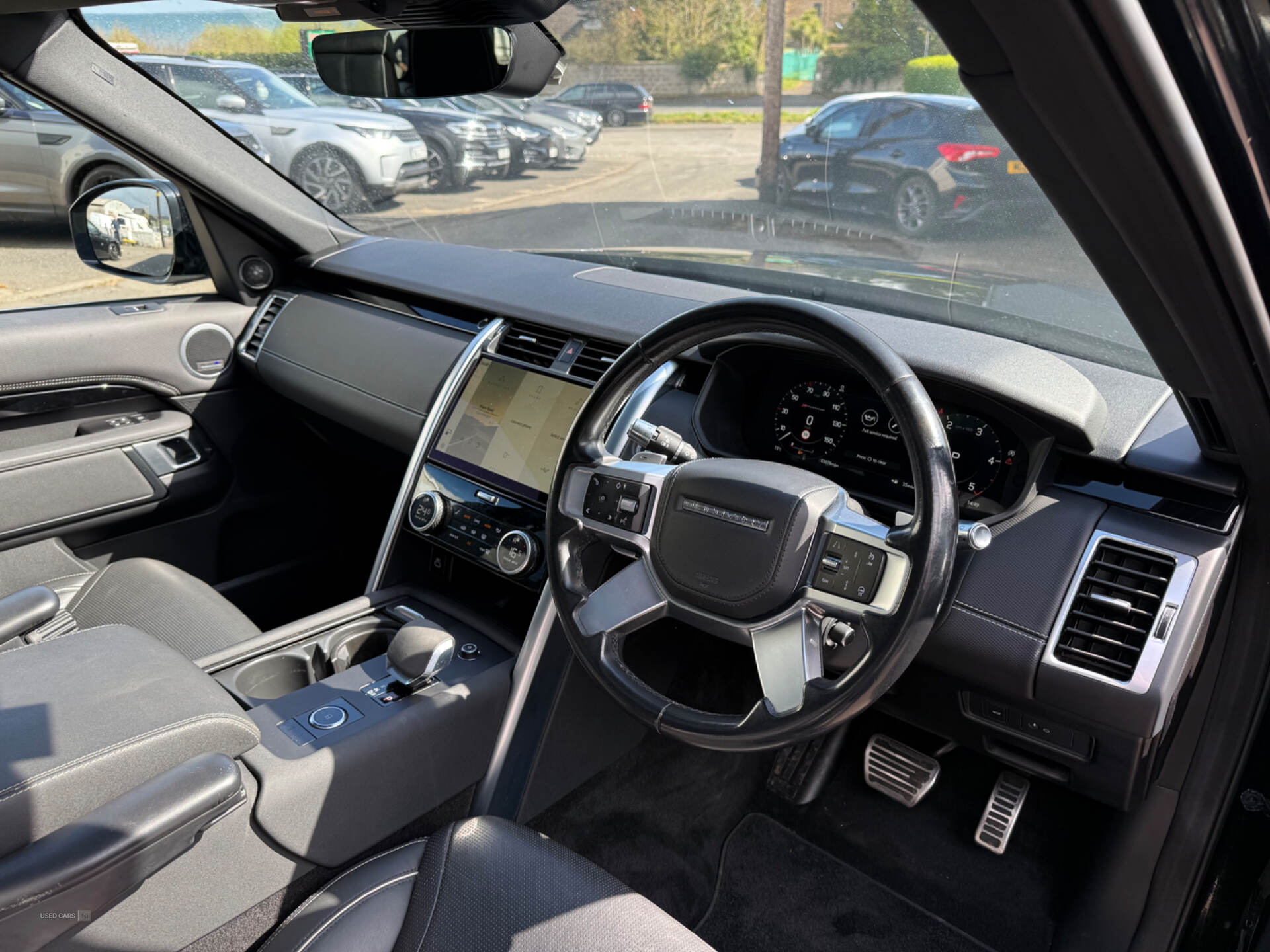 Sep 2021 Land Rover Discovery 3.0 D300 R-Dynamic HSE 5dr Auto
