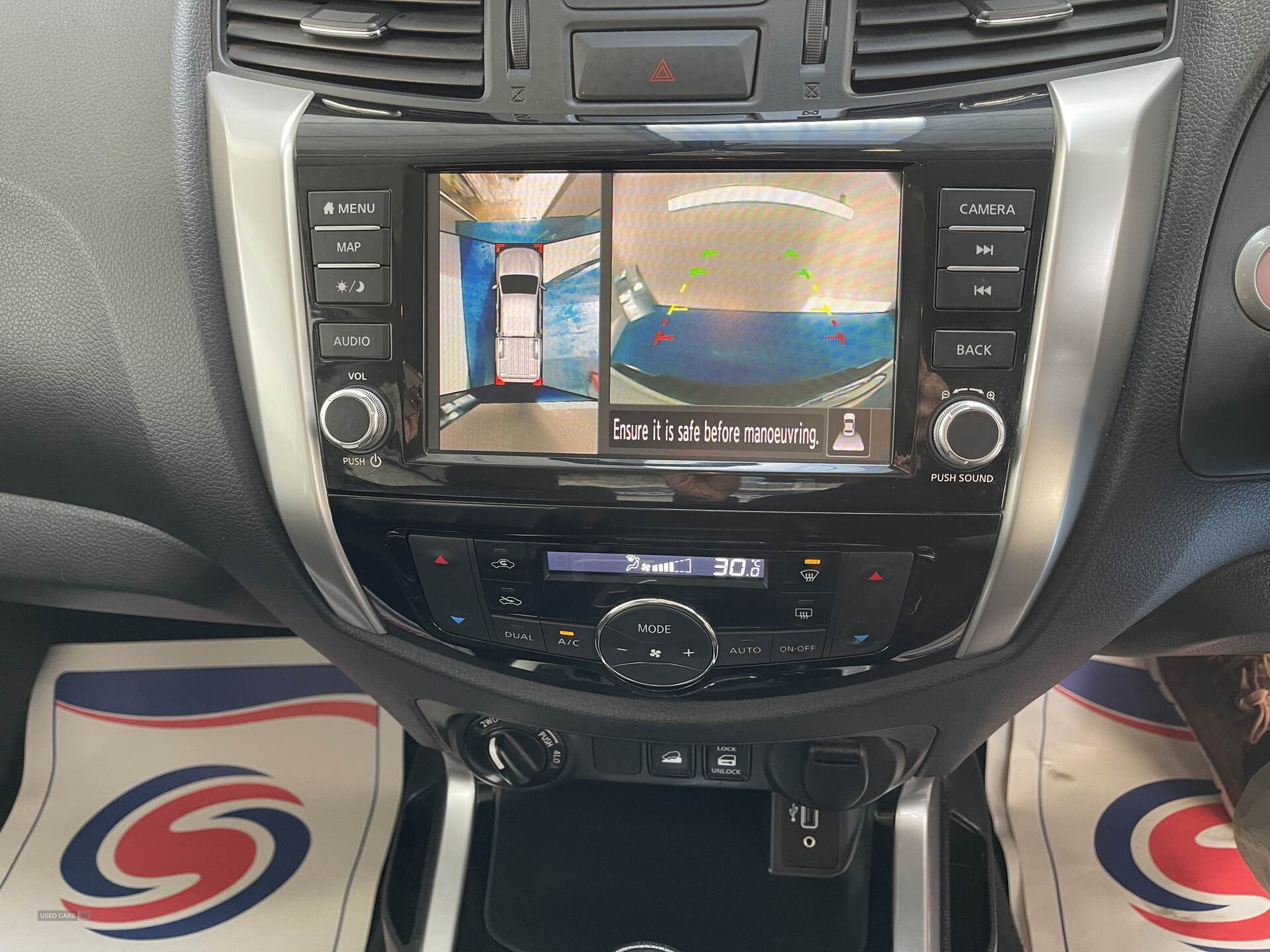 Nissan Navara 2.3 Dci TT 190 4x4 TEKNA in Tyrone