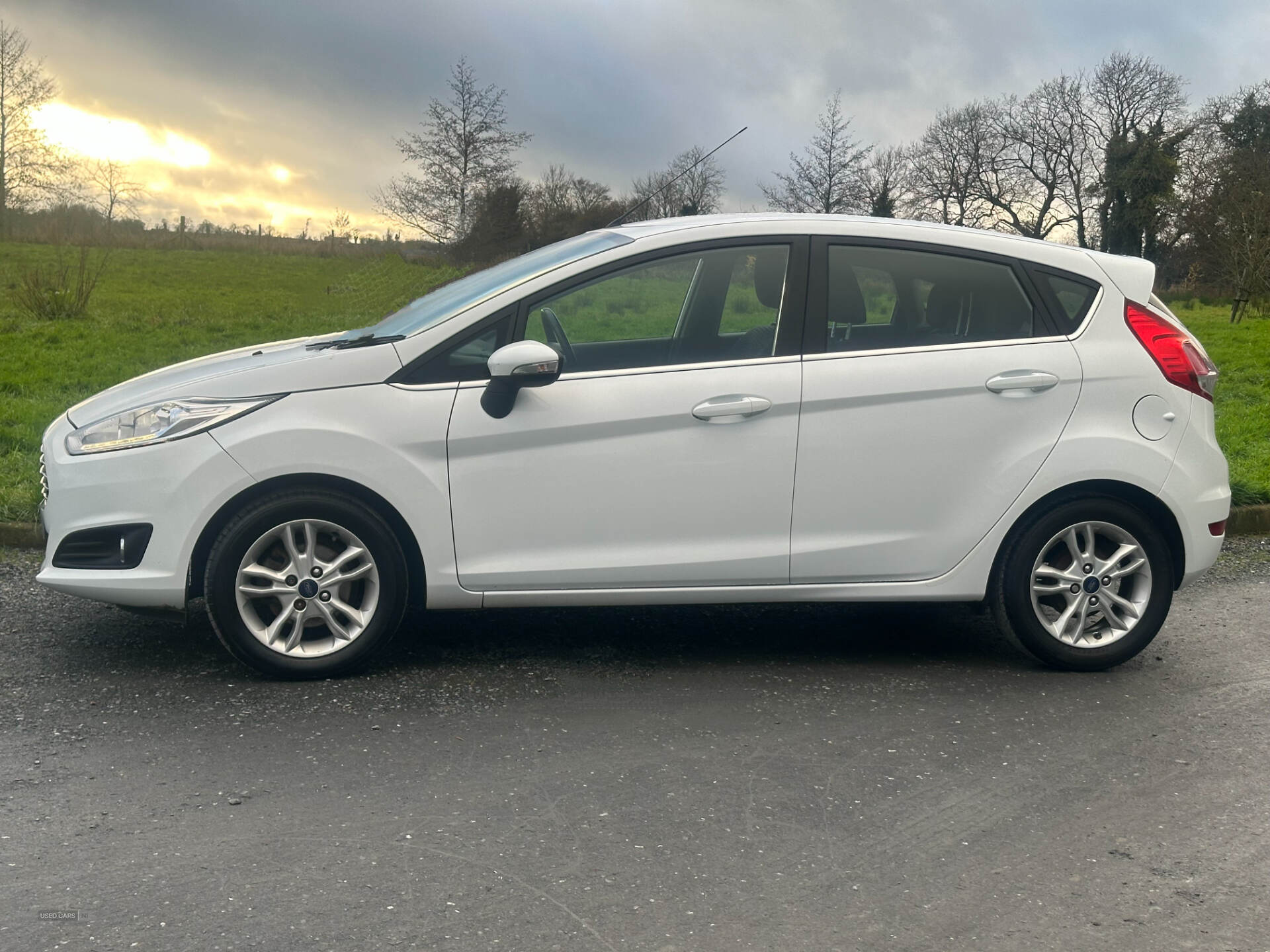 Oct 2015 Ford Fiesta 1.25 82 Zetec 5dr