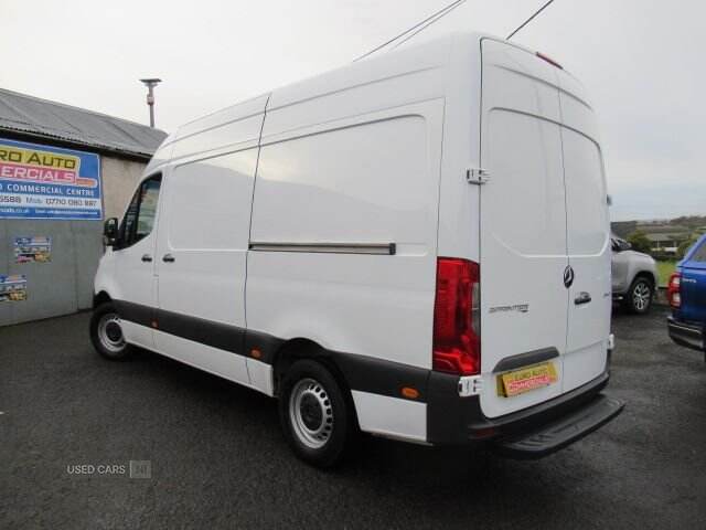 Nov 2020 Mercedes-Benz Sprinter 3.5t H2 Progressive Van
