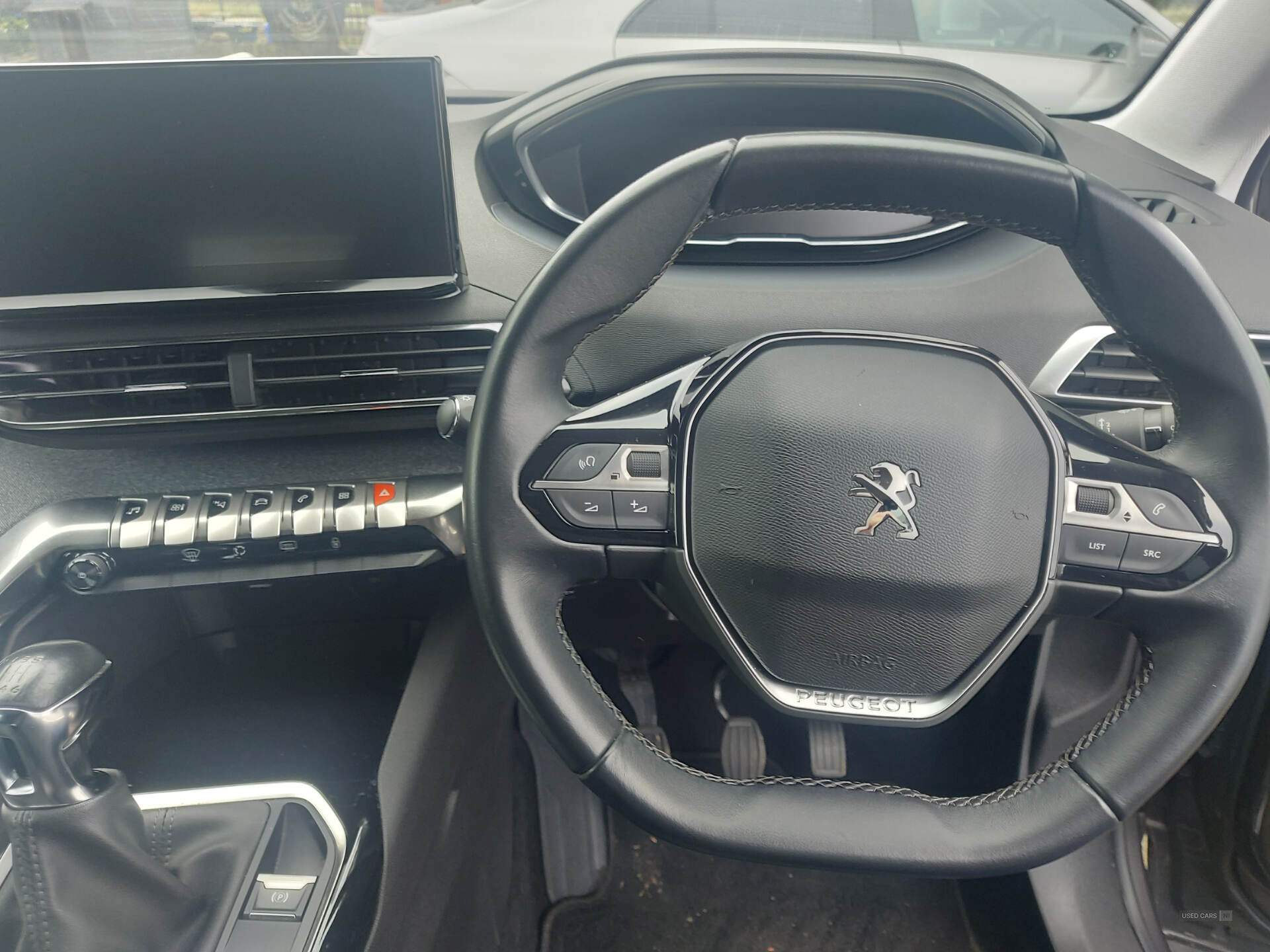 Car Thumbnail 9