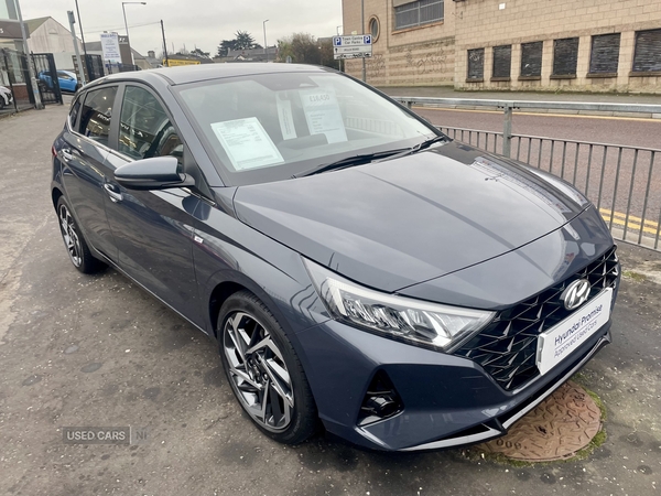 Hyundai i20 HATCHBACK in Down