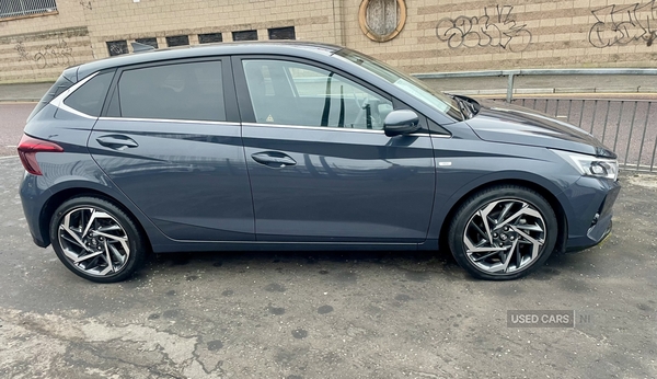 Hyundai i20 HATCHBACK in Down