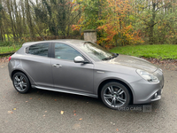 Alfa Romeo Giulietta 1.6 JTDM-2 Exclusive 5dr in Derry / Londonderry