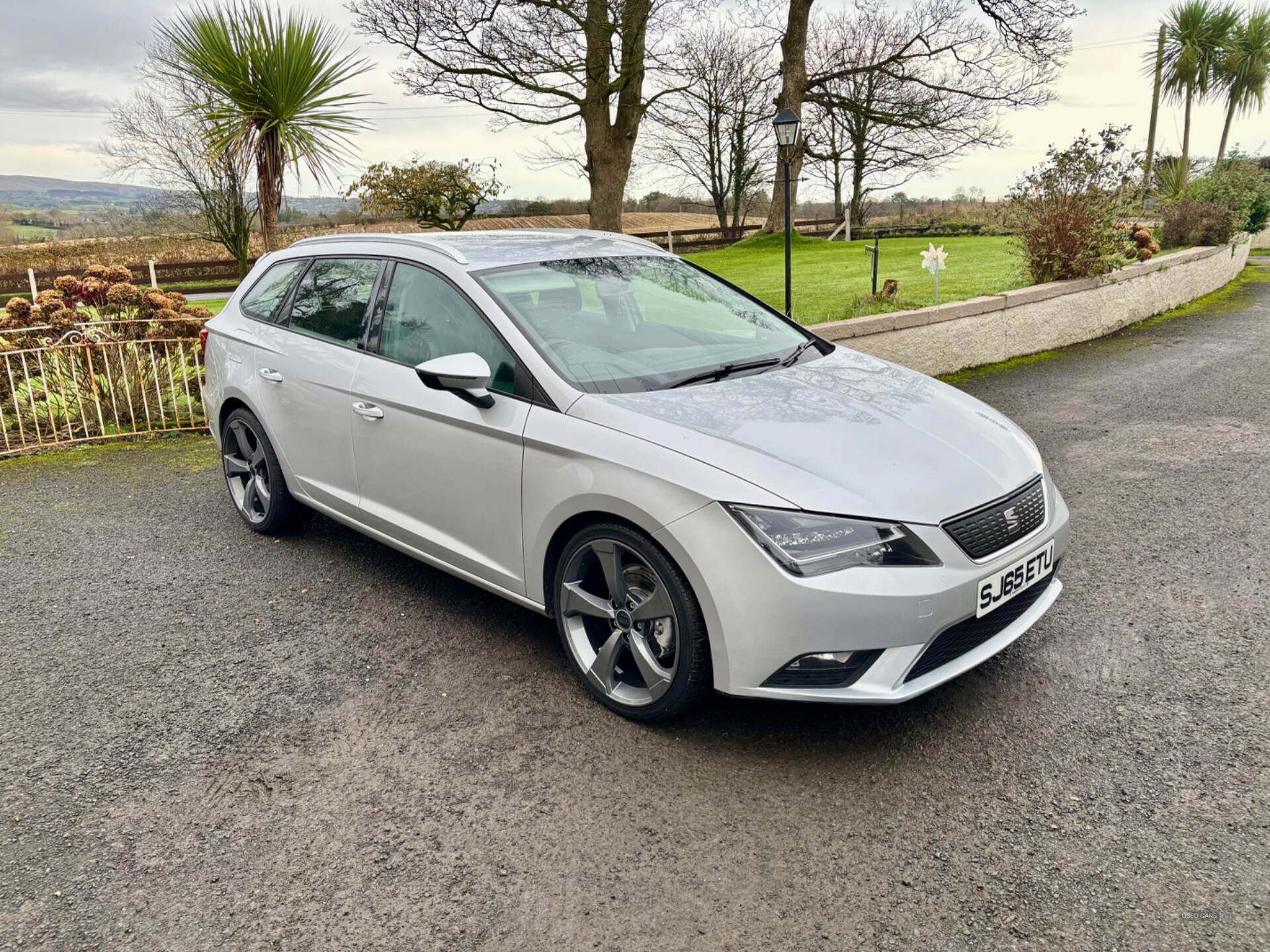 Sep 2015 Seat Leon 1.6 TDI Ecomotive SE 5dr [Technology Pack]
