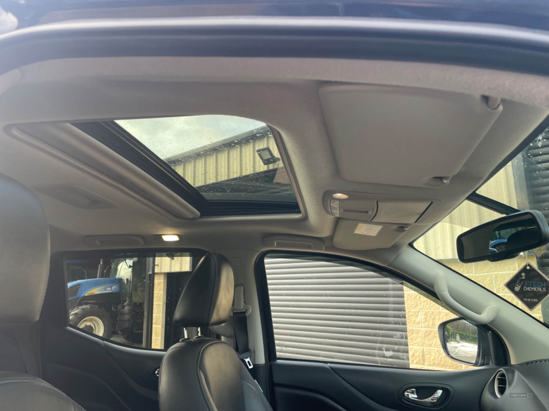 Sep 2021 Nissan Navara Double Cab Pick Up N-Guard 2.3dCi 190 TT 4WD Auto