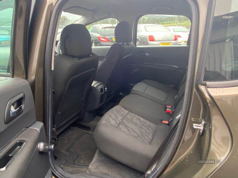 Dec 2009 Peugeot 3008 1.6 VTi Sport 5dr